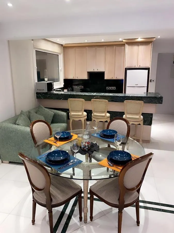 Larnaca Room, 50M To The Finikoudes Beach 0*,  Cipro